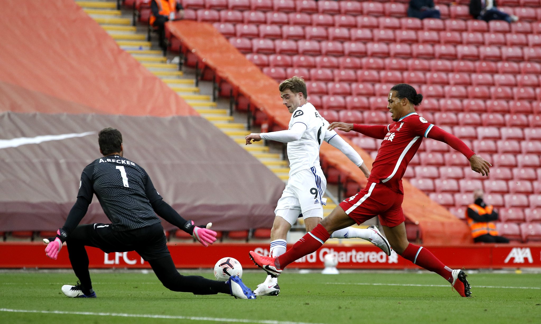 每场至少送 每场至少送