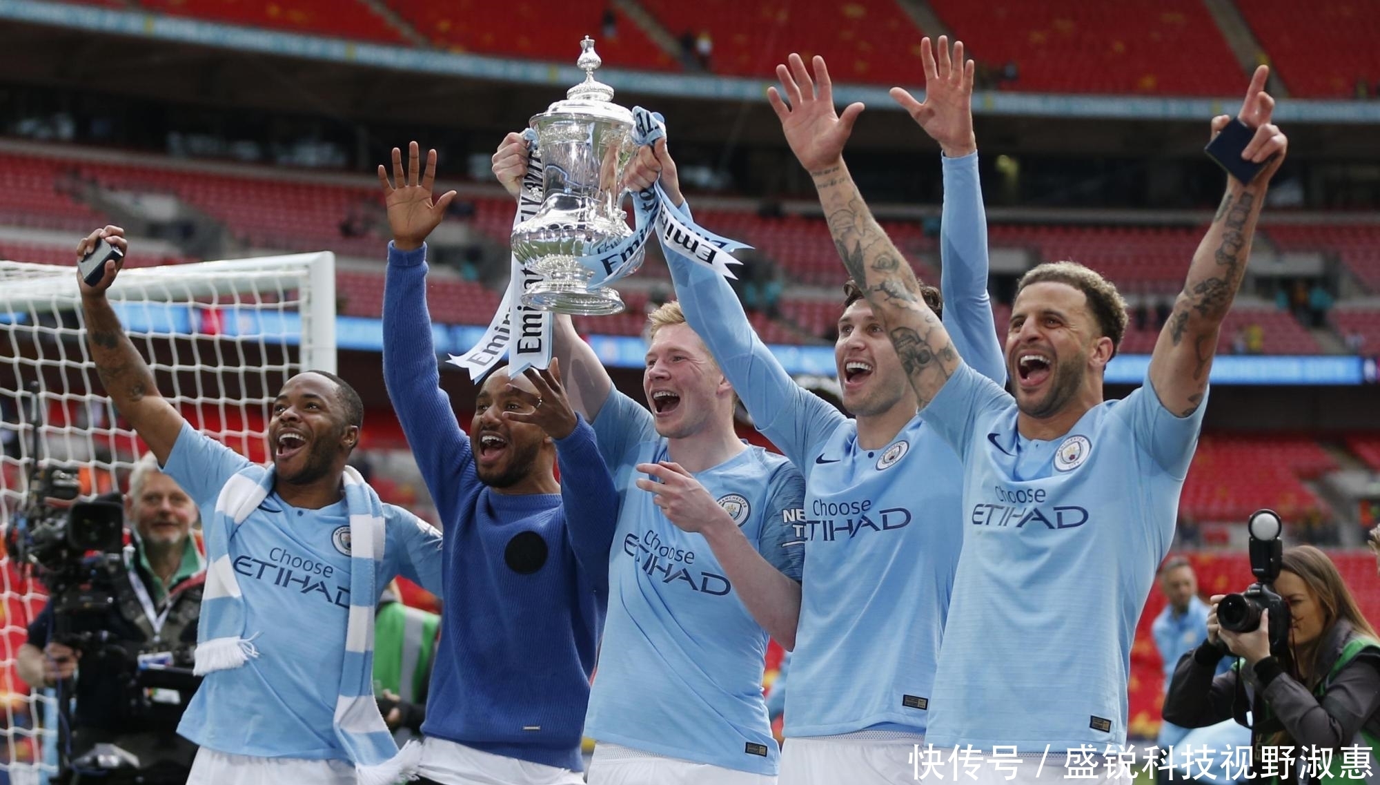 冈萨雷斯在 冈萨雷斯在